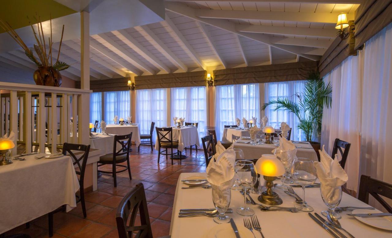 Pineapple Beach Club (Adults Only) Long Bay Экстерьер фото